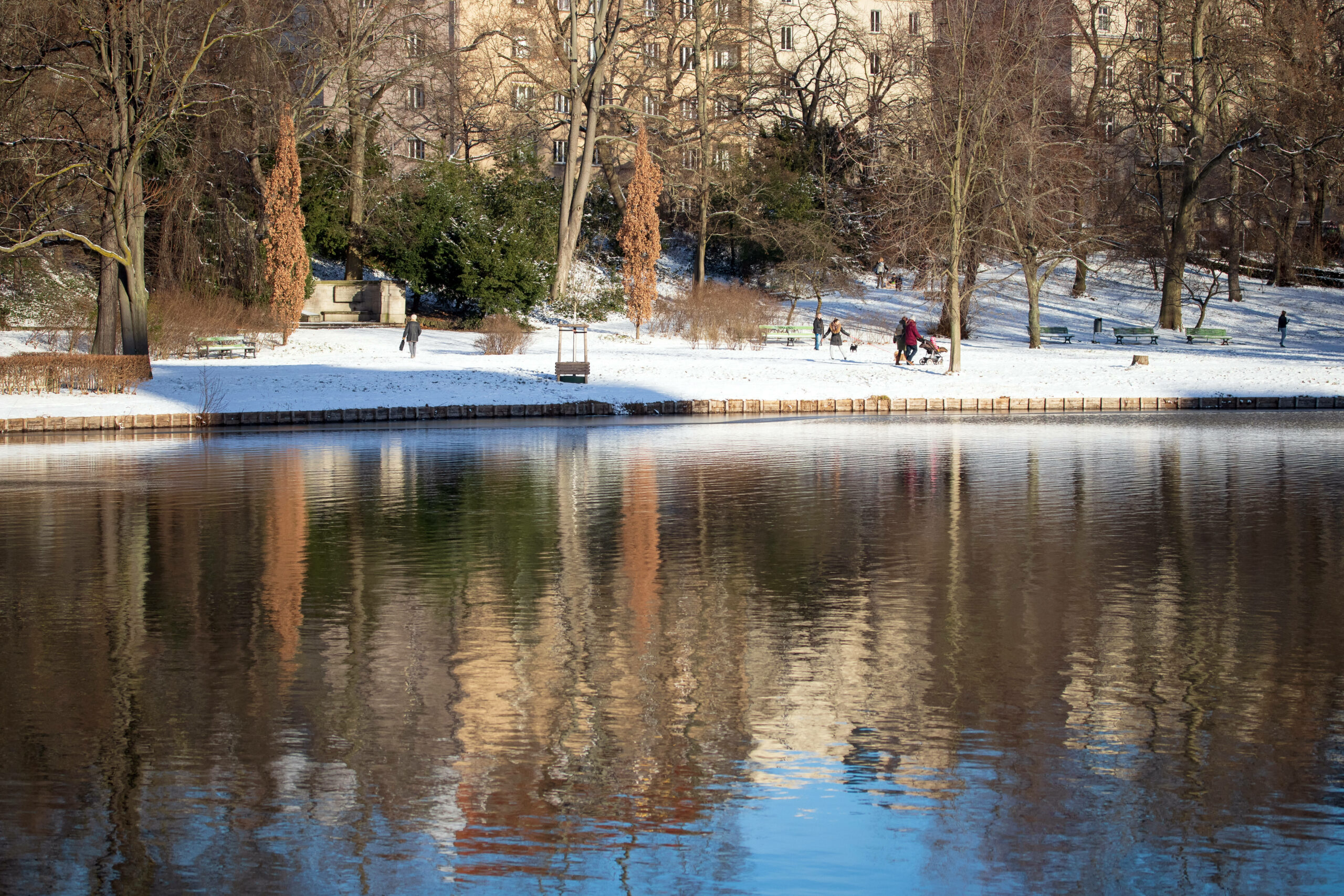 Joggen rund um den Lietzensee ist schön – bei kaltem und warmem Wetter.