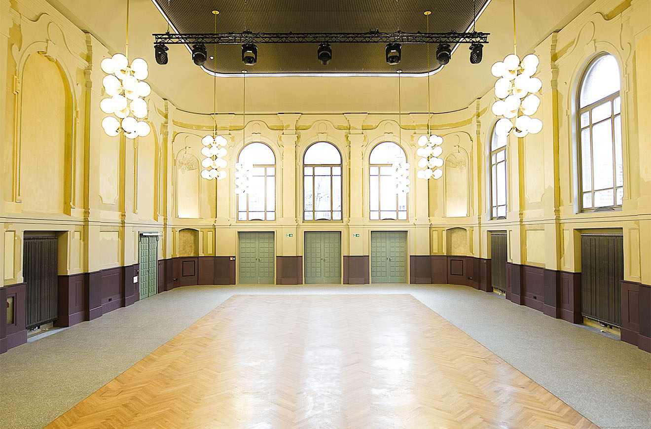 Der große Saal im Kulturzentrum Peter Edel in Weißensee. Foto: Natalja Kasemir