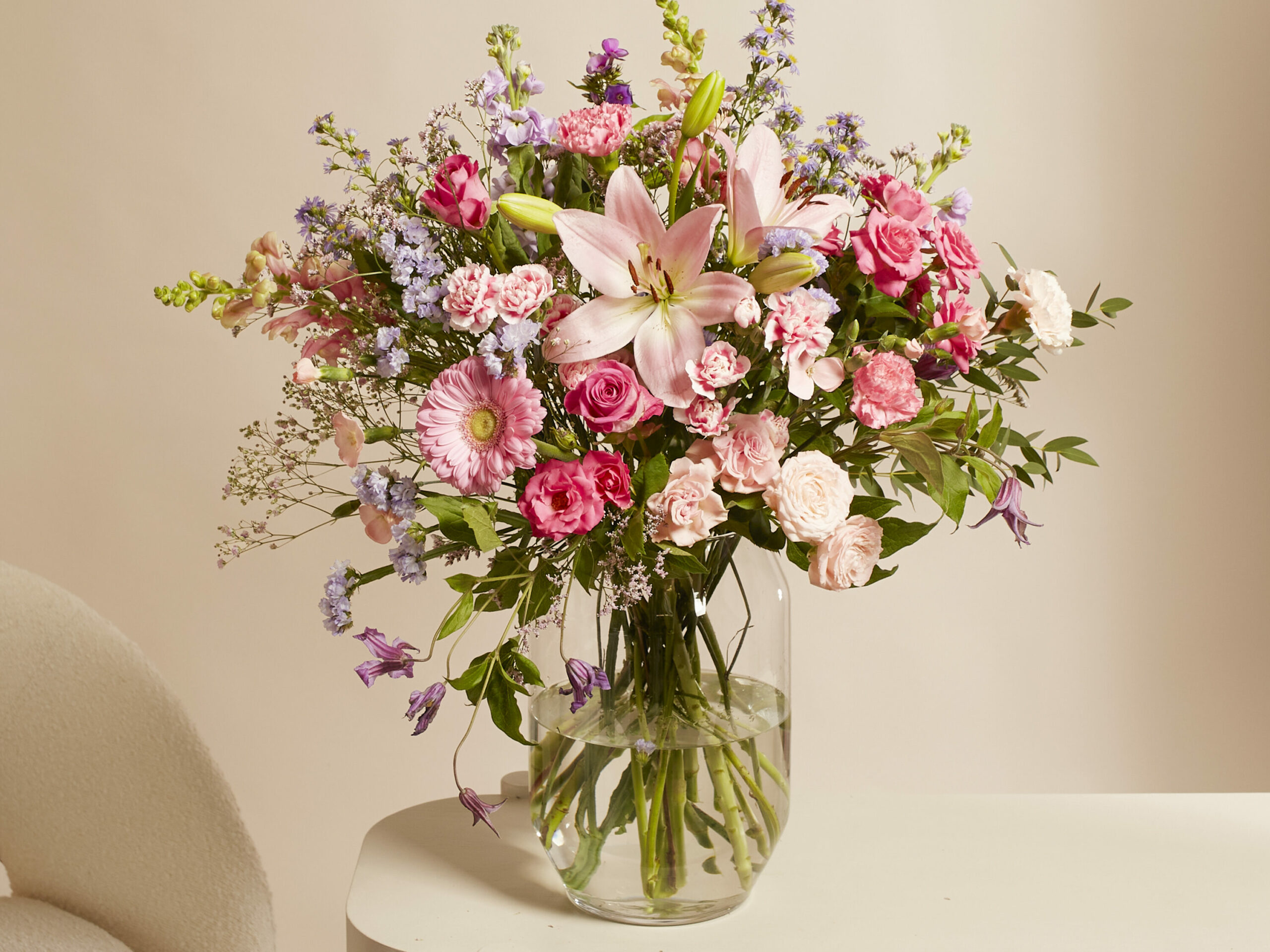 Modern, aber dafür nicht weniger romantisch: Blumen-Bestellungen von Bloomon.