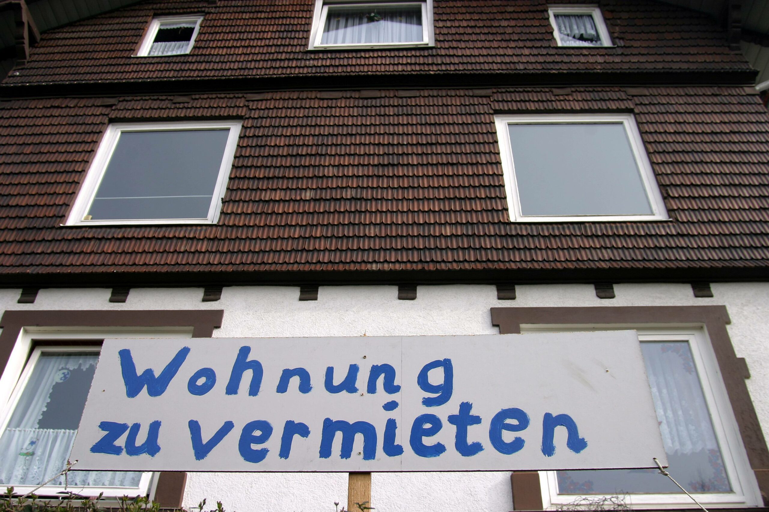 2004 waren die Wohnungen in Berlin billig, doch der Senat reagierte mit wegweisenden Entscheidungen, die die Situation auf dem Wohnungsmarkt zukünftig verschärfen sollten. Foto: Imago/Müller-Stauffenberg 
